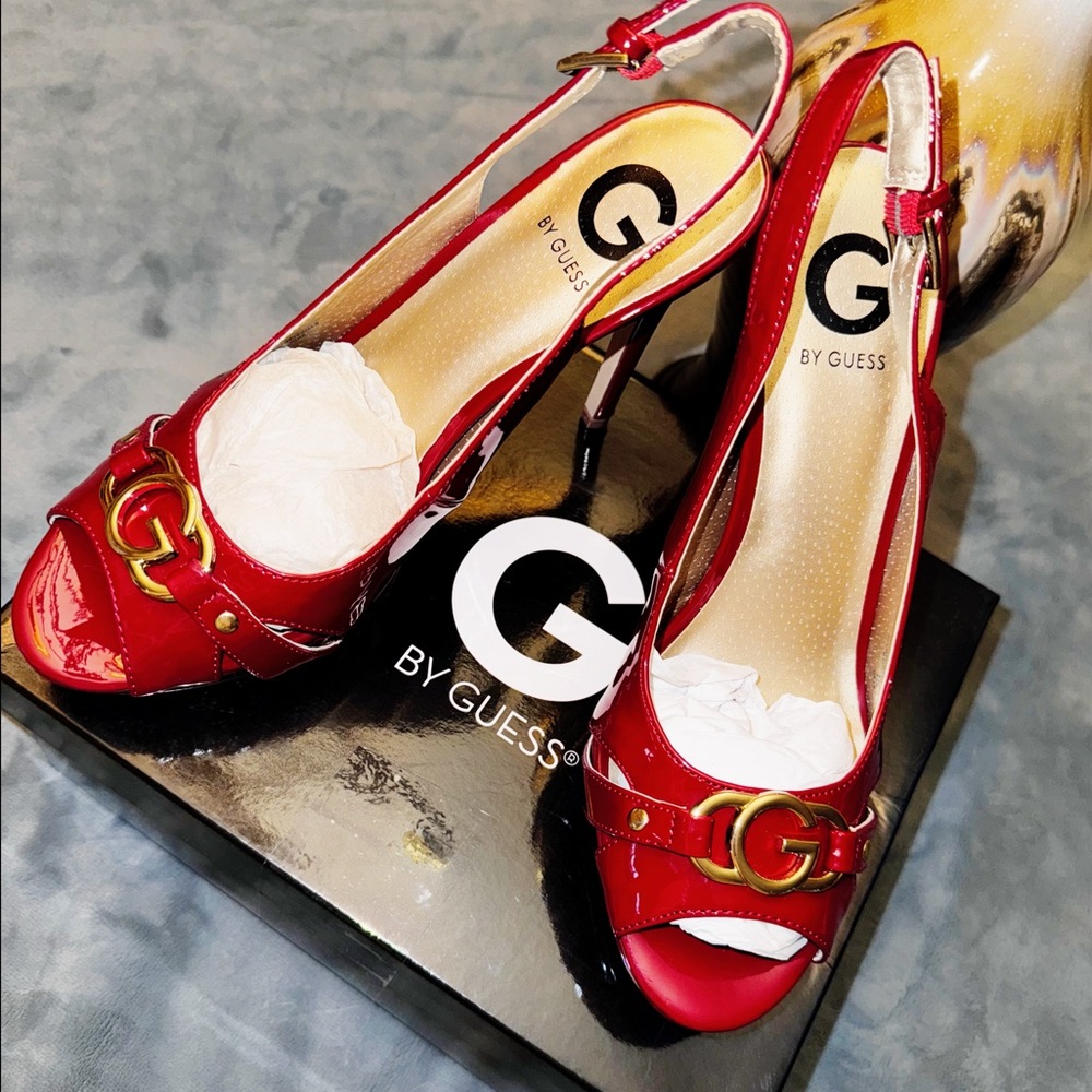 Guess Heels. Size 8. NWT. Come in the original box. Beautiful color.